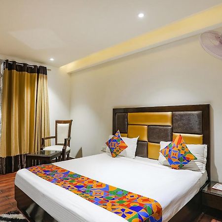 Fabhotel Grand Stay Нью-Делі Екстер'єр фото