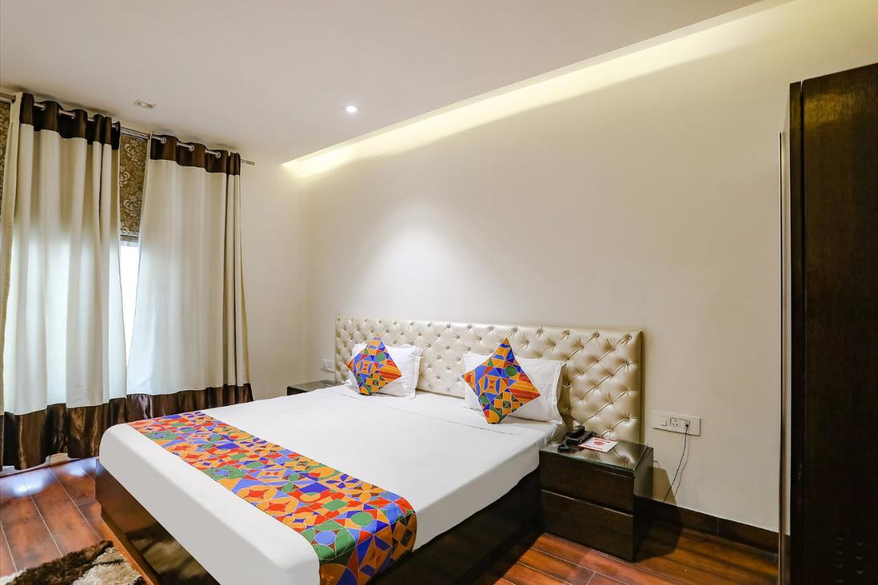 Fabhotel Grand Stay Нью-Делі Екстер'єр фото
