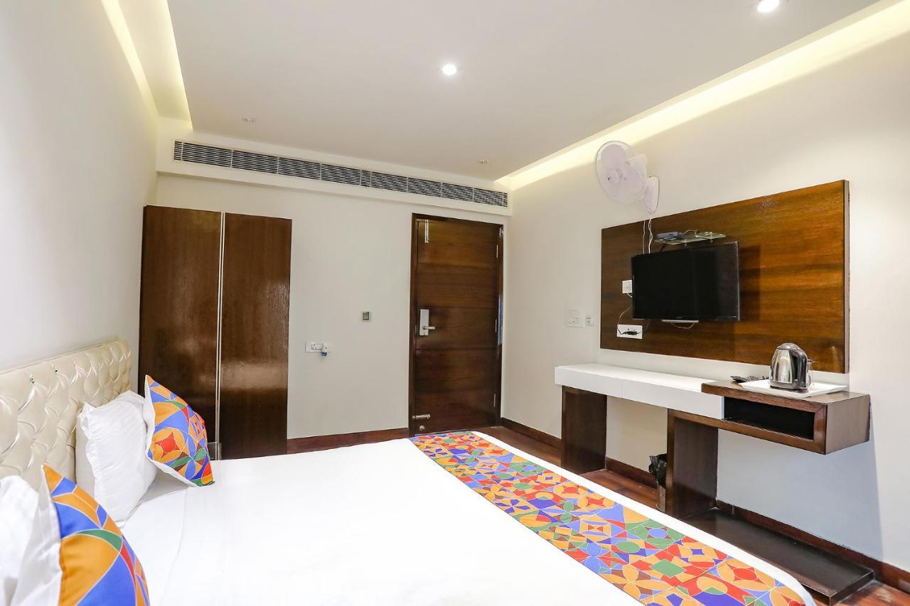 Fabhotel Grand Stay Нью-Делі Екстер'єр фото